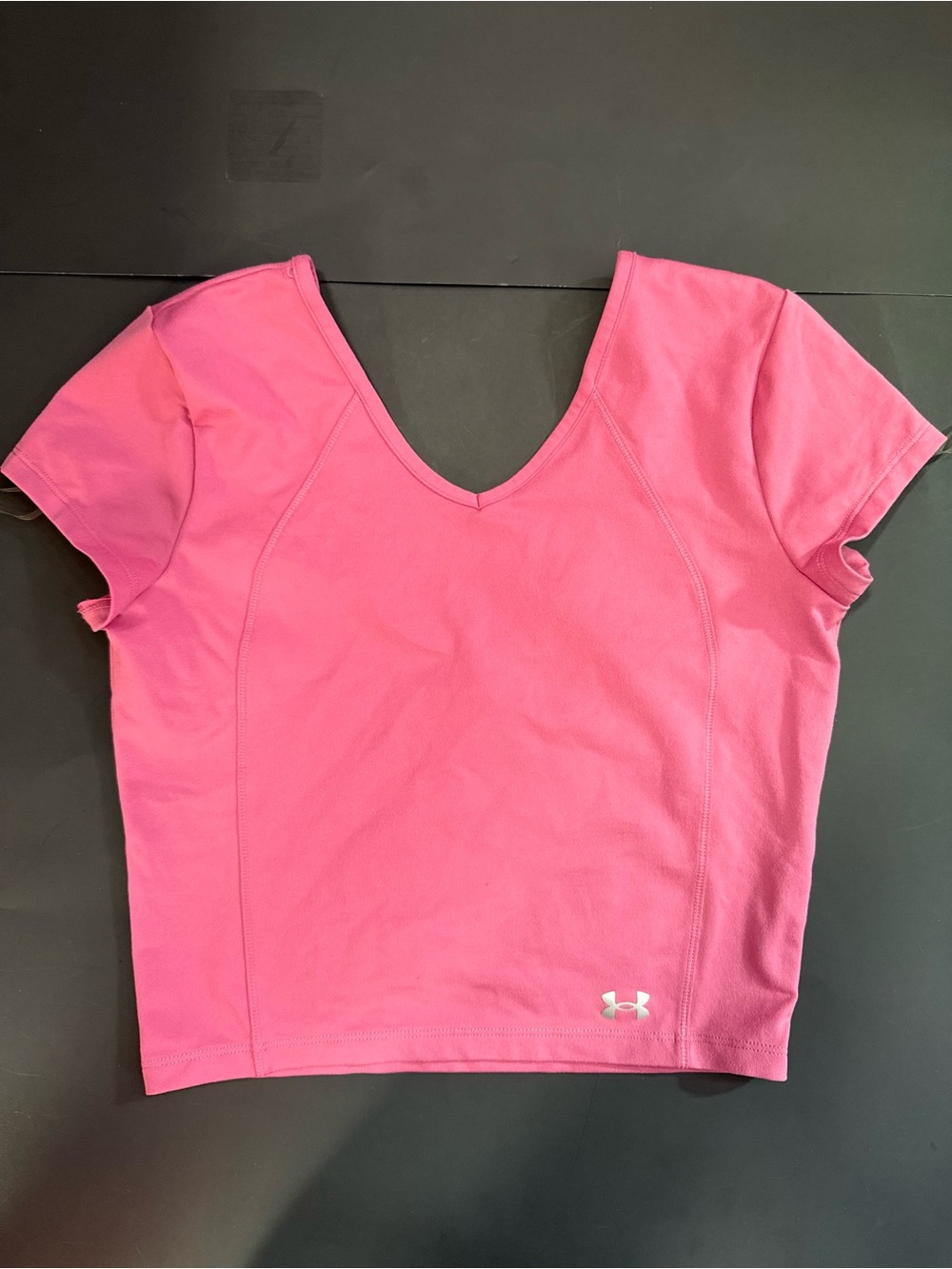 Under Armour Women’s Hot Pink V-Neck Athletic Crop Top